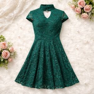 Vintage Inspired Emerald Green Lace Dress – Sequin Detail, Fit & Flare, Size S